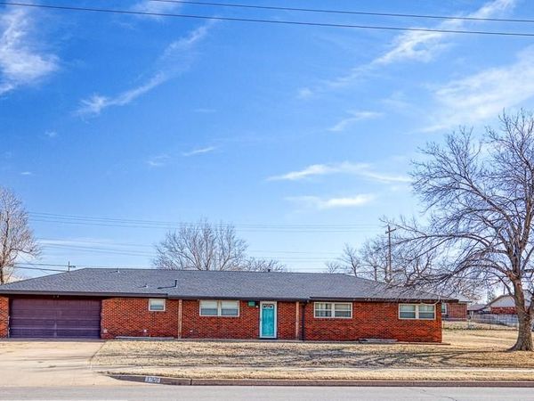 1309 S 13th Street, Kingfisher, OK 73750