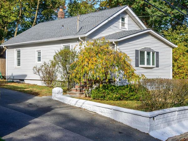 46 Continental Place, Glen Cove, NY 11542