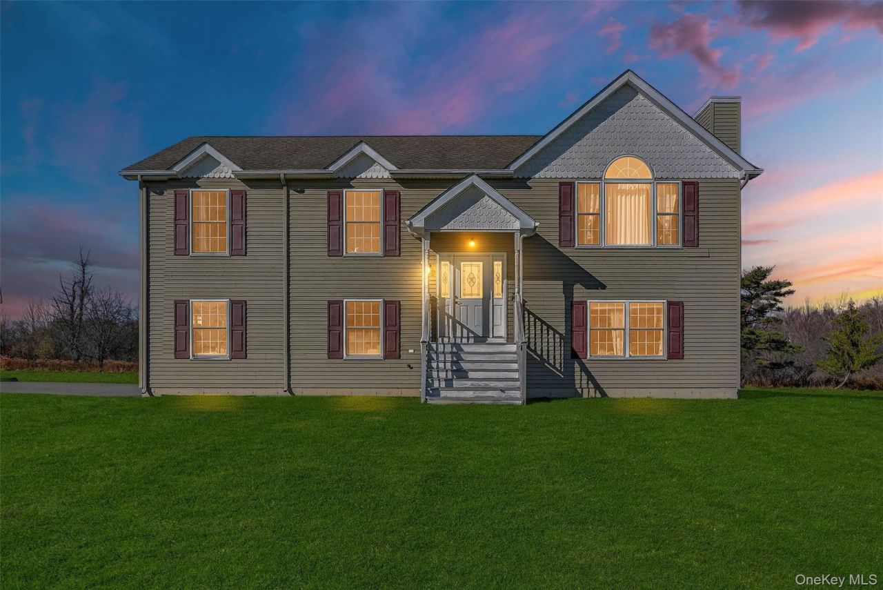 913 Silver Lake Sctn Road, Middletown, NY 10941 Main Photo