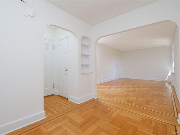 2685 Creston Avenue, Unit 2-G, Bronx, NY 10468