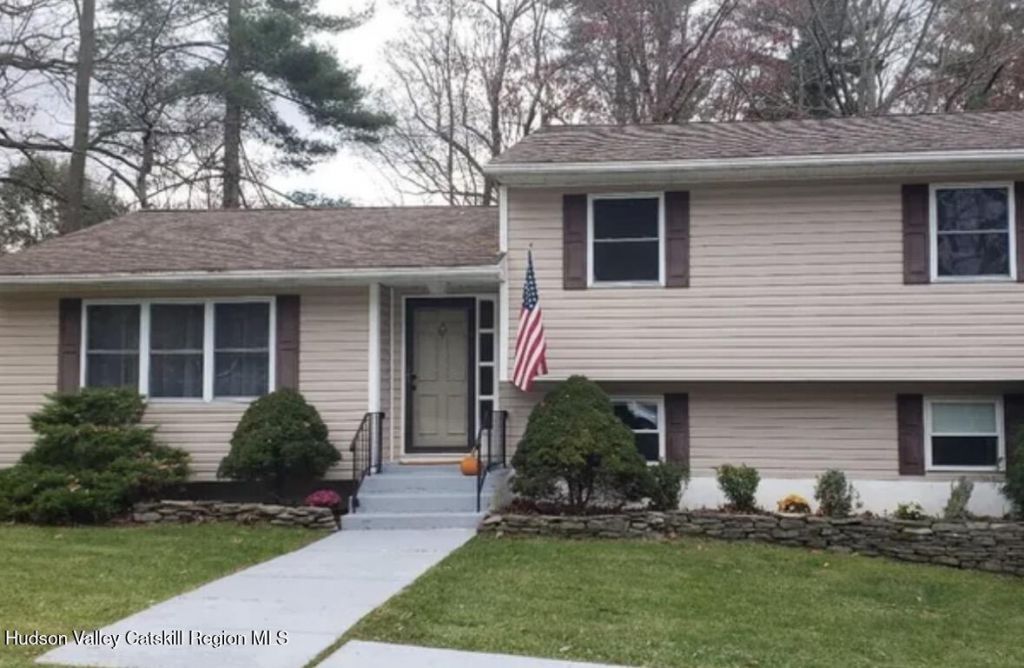 8 Fairview Drive, Copake, NY 12516 Main Photo