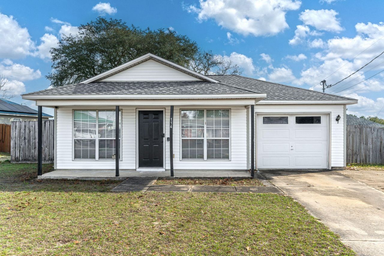 114 Wild Horse Drive, Crestview, FL 32536 Main Photo