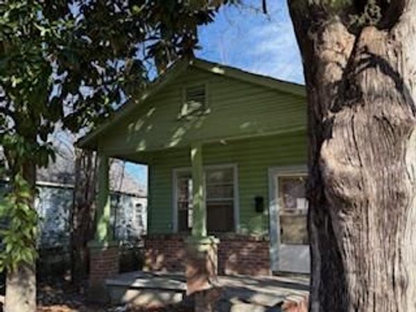 319 Nichols Ave, Greenwood, MS 38930