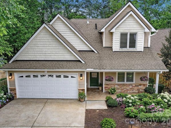 50 Beekeeper Trail, Swannanoa, NC 28778