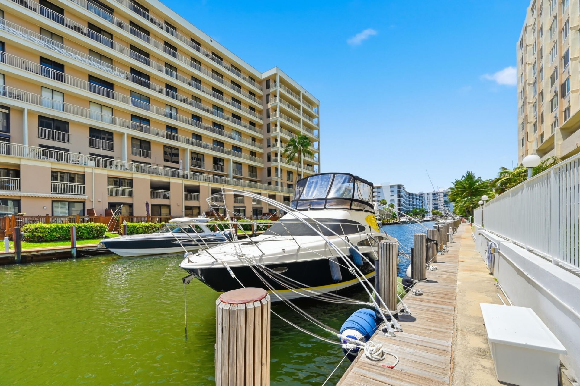 3100 NE 49th Street, Unit 206, Fort Lauderdale, FL 33308 Photo