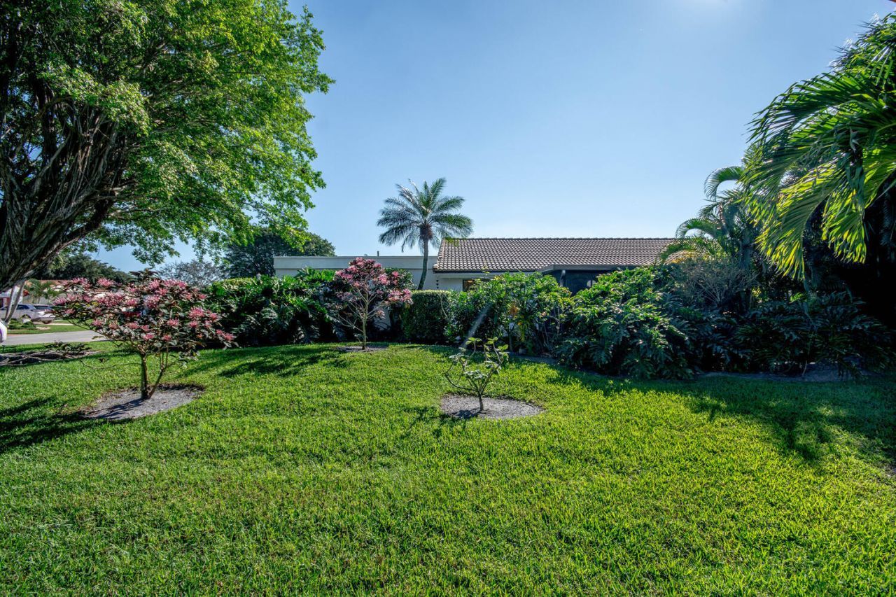5570 Piping Rock Drive, Boynton Beach, FL 33437 Photo