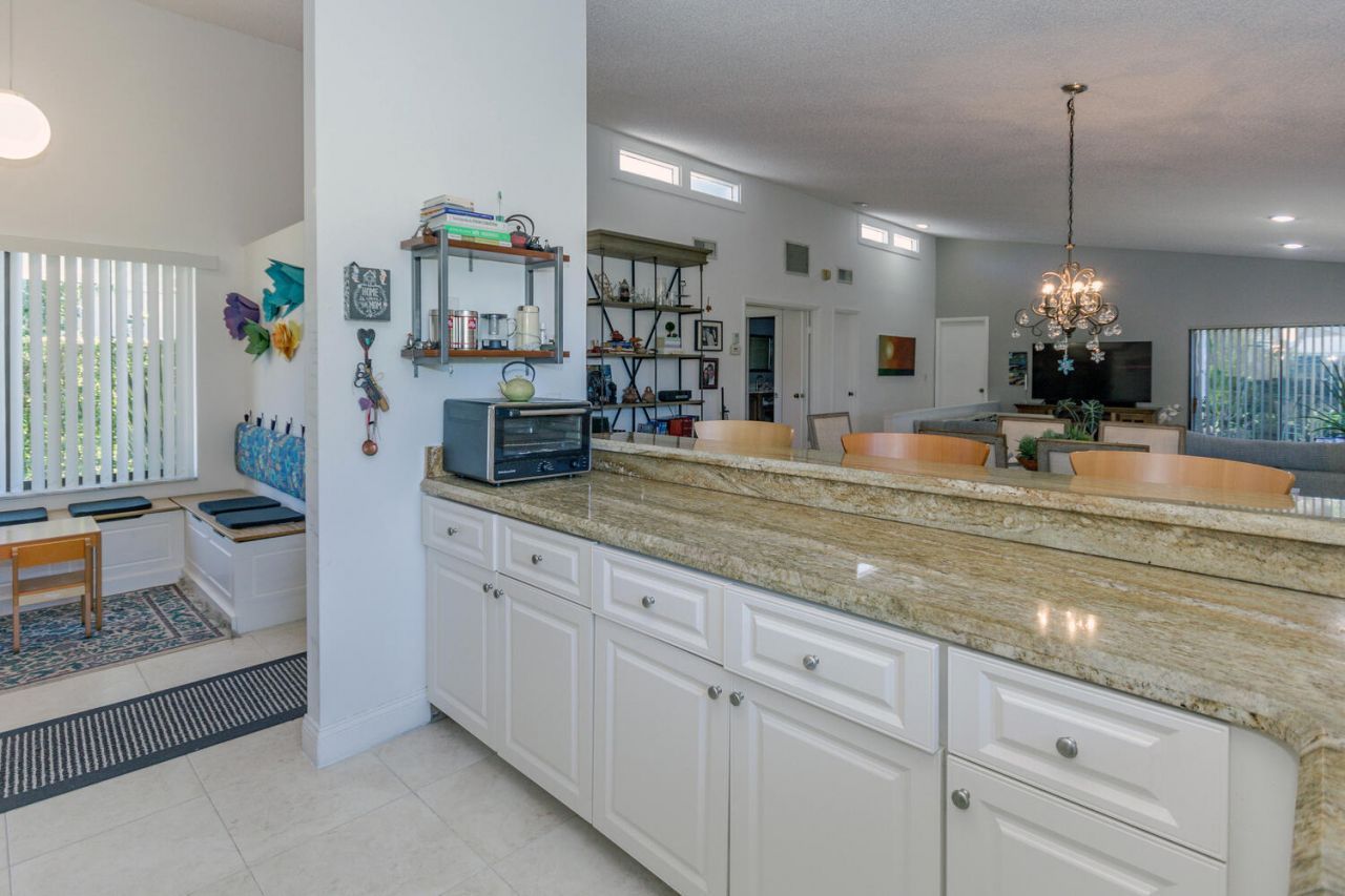 5570 Piping Rock Drive, Boynton Beach, FL 33437 Photo