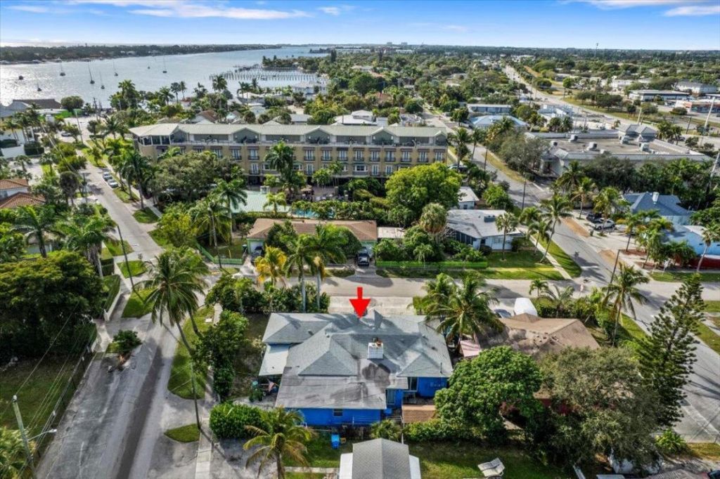 201 E Palm Street, Unit 205, Lantana, FL 33462 Photo