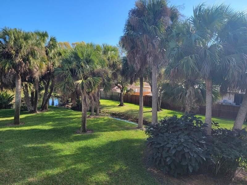 2516 S 19th Street, Unit 208, Fort Pierce, FL 34982 Photo