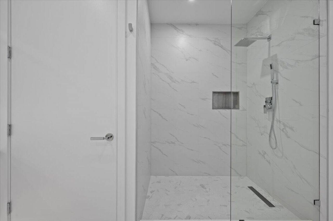 220 Lake Shore Drive, Unit 1113, West Palm Beach, FL 33403 Photo