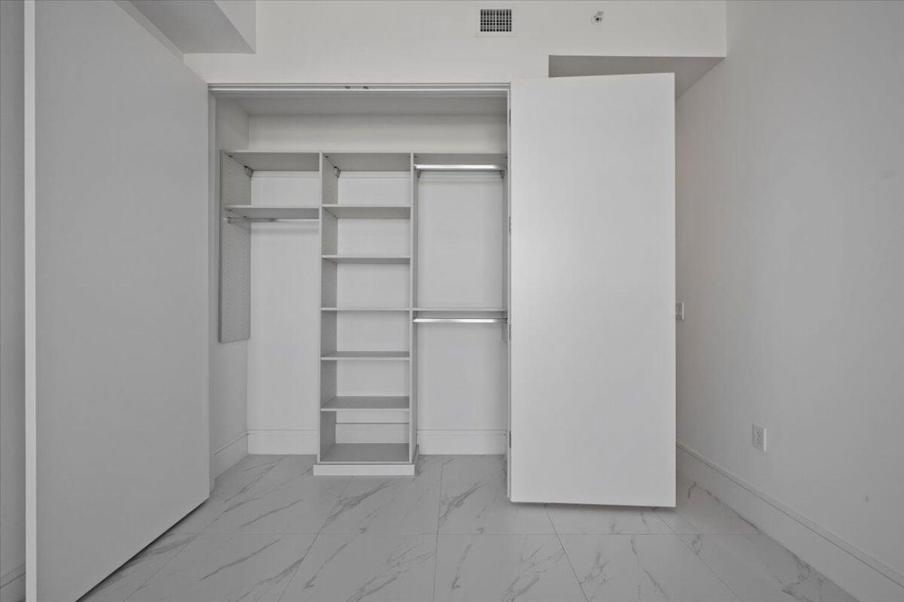 220 Lake Shore Drive, Unit 1113, West Palm Beach, FL 33403 Photo