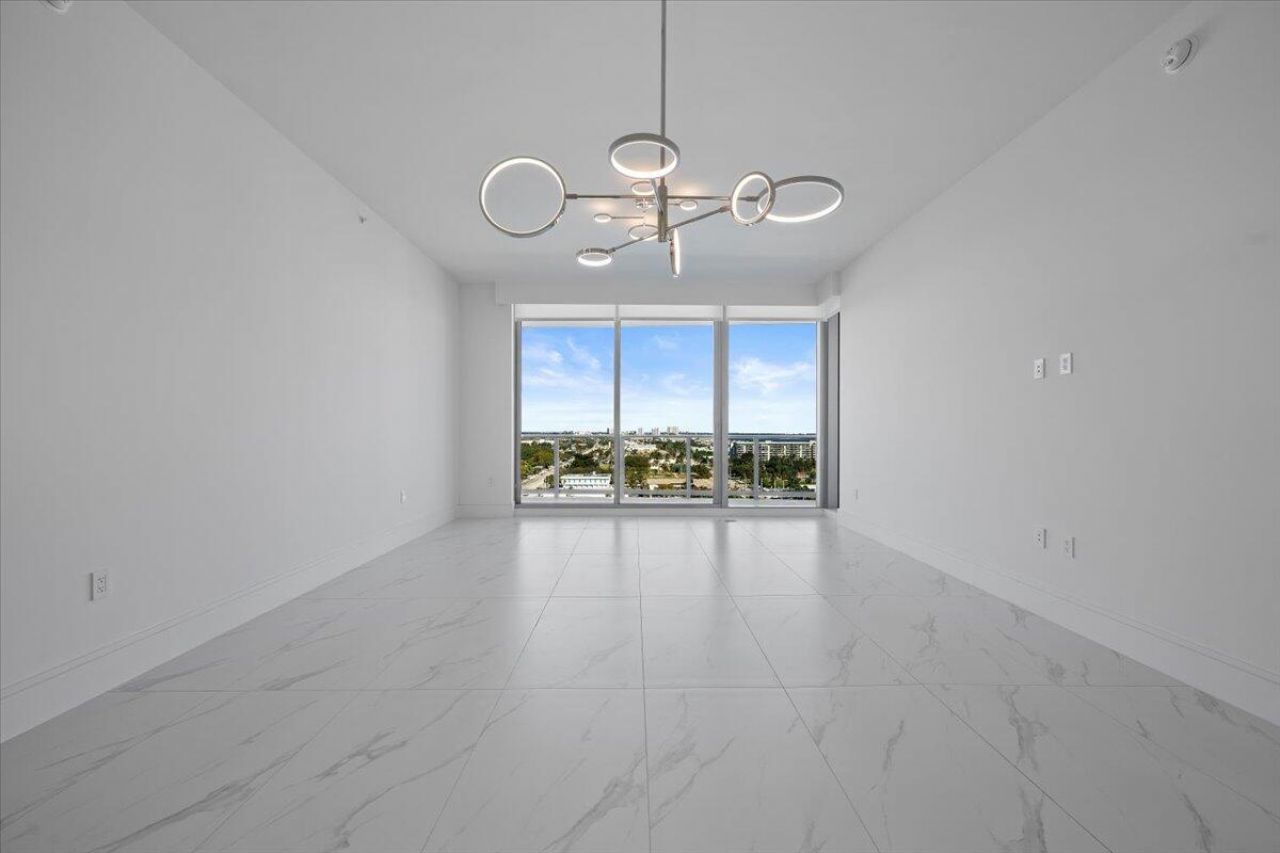220 Lake Shore Drive, Unit 1113, West Palm Beach, FL 33403 Photo