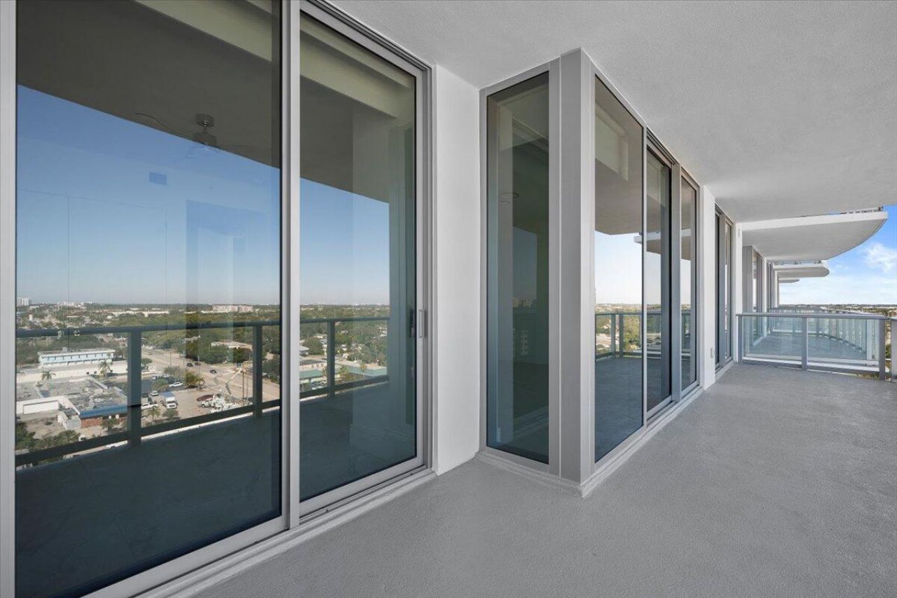 220 Lake Shore Drive, Unit 1113, West Palm Beach, FL 33403 Photo