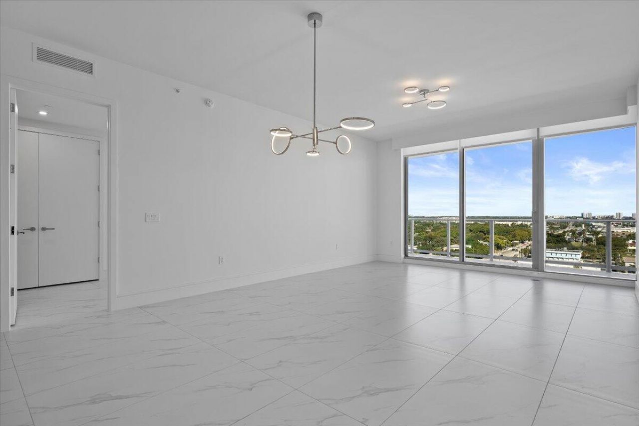 220 Lake Shore Drive, Unit 1113, West Palm Beach, FL 33403 Photo