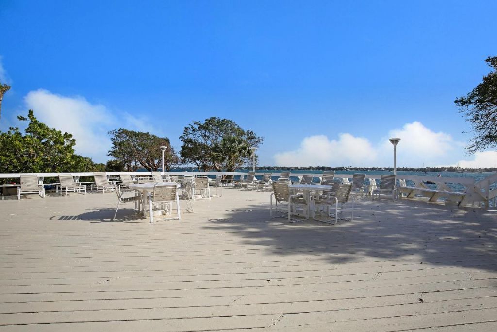 5600 N Flagler Drive, Unit 605, West Palm Beach, FL 33407 Photo