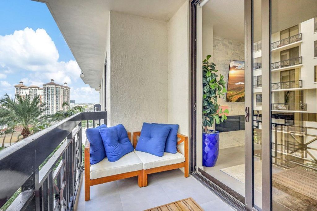 801 S Olive Avenue, Unit 1018, West Palm Beach, FL 33401 Photo