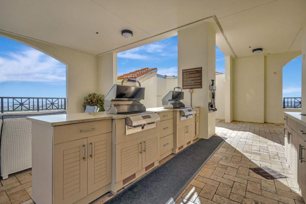 801 S Olive Avenue, Unit 1018, West Palm Beach, FL 33401 Photo