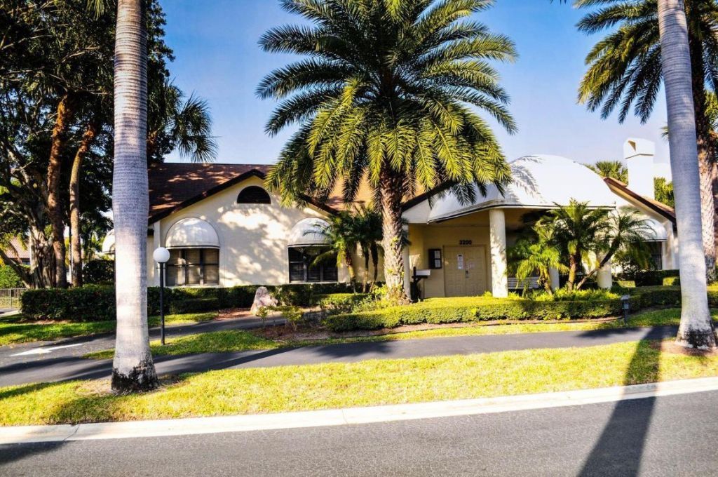 3304 Perimeter Drive, Greenacres, FL 33467 Photo