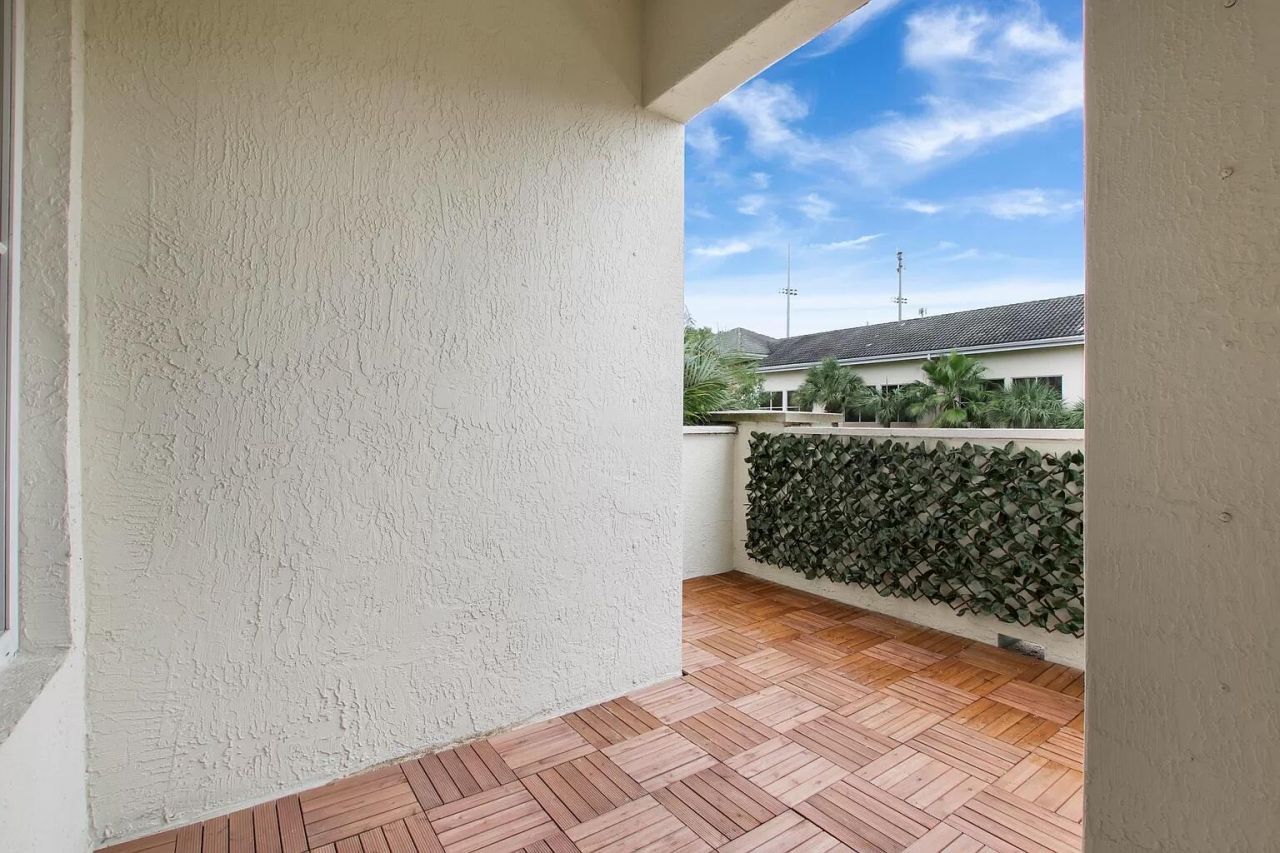 1203 Town Center Drive, Unit 201, Jupiter, FL 33458 Photo