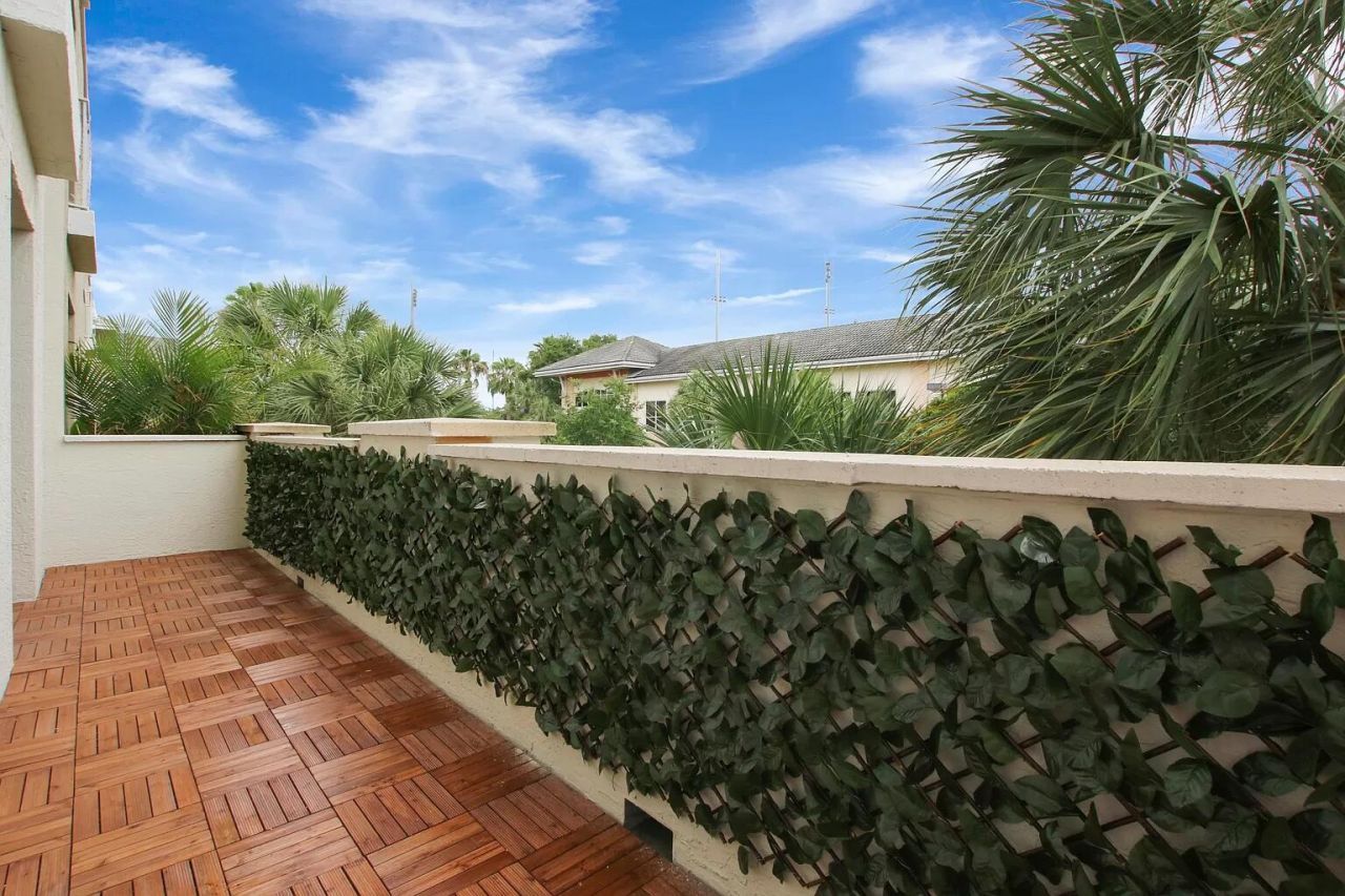 1203 Town Center Drive, Unit 201, Jupiter, FL 33458 Photo