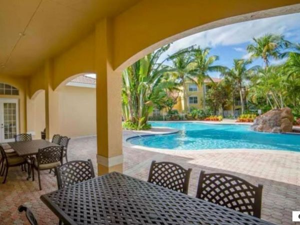 5560 NW 61st Street, Unit 705, Coconut Creek, FL 33073