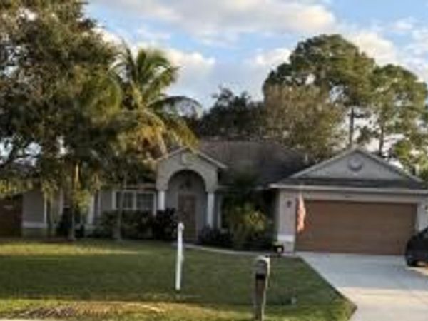 1586 SW Herder Road, Port Saint Lucie, FL 34953