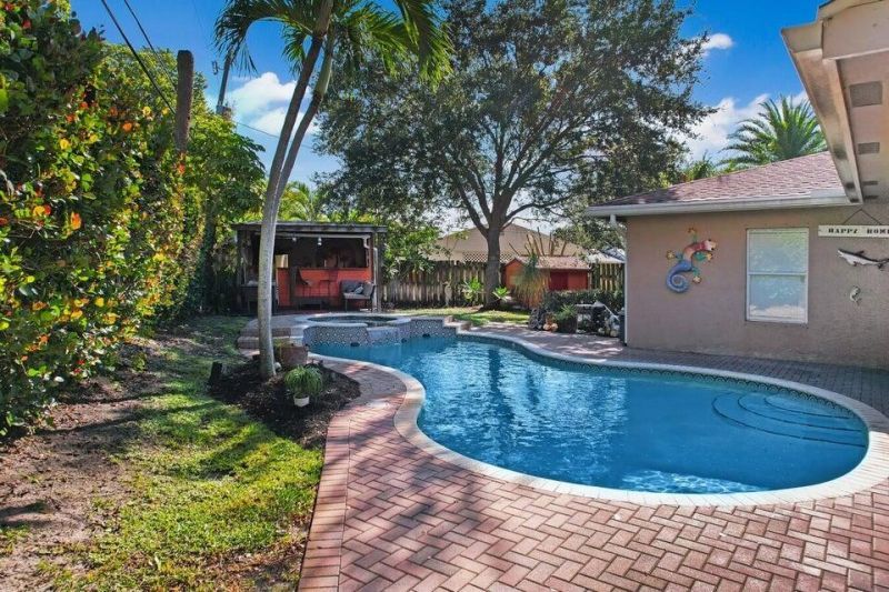 2220 W Pineridge Court, Delray Beach, FL 33444 Photo