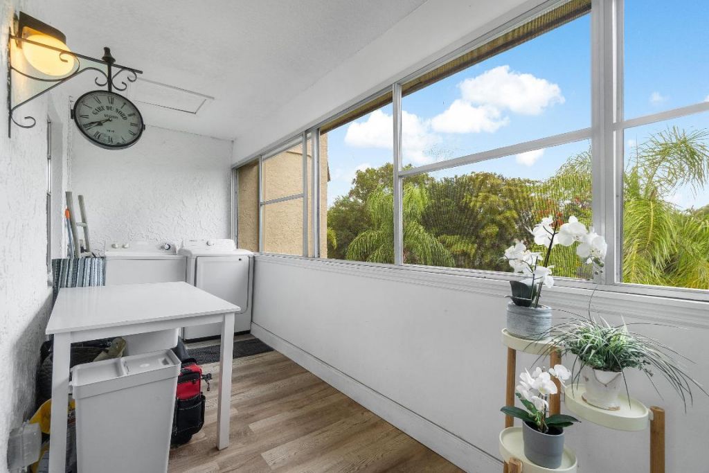 126 Sparrow Drive, Unit 11b, Royal Palm Beach, FL 33411 Photo