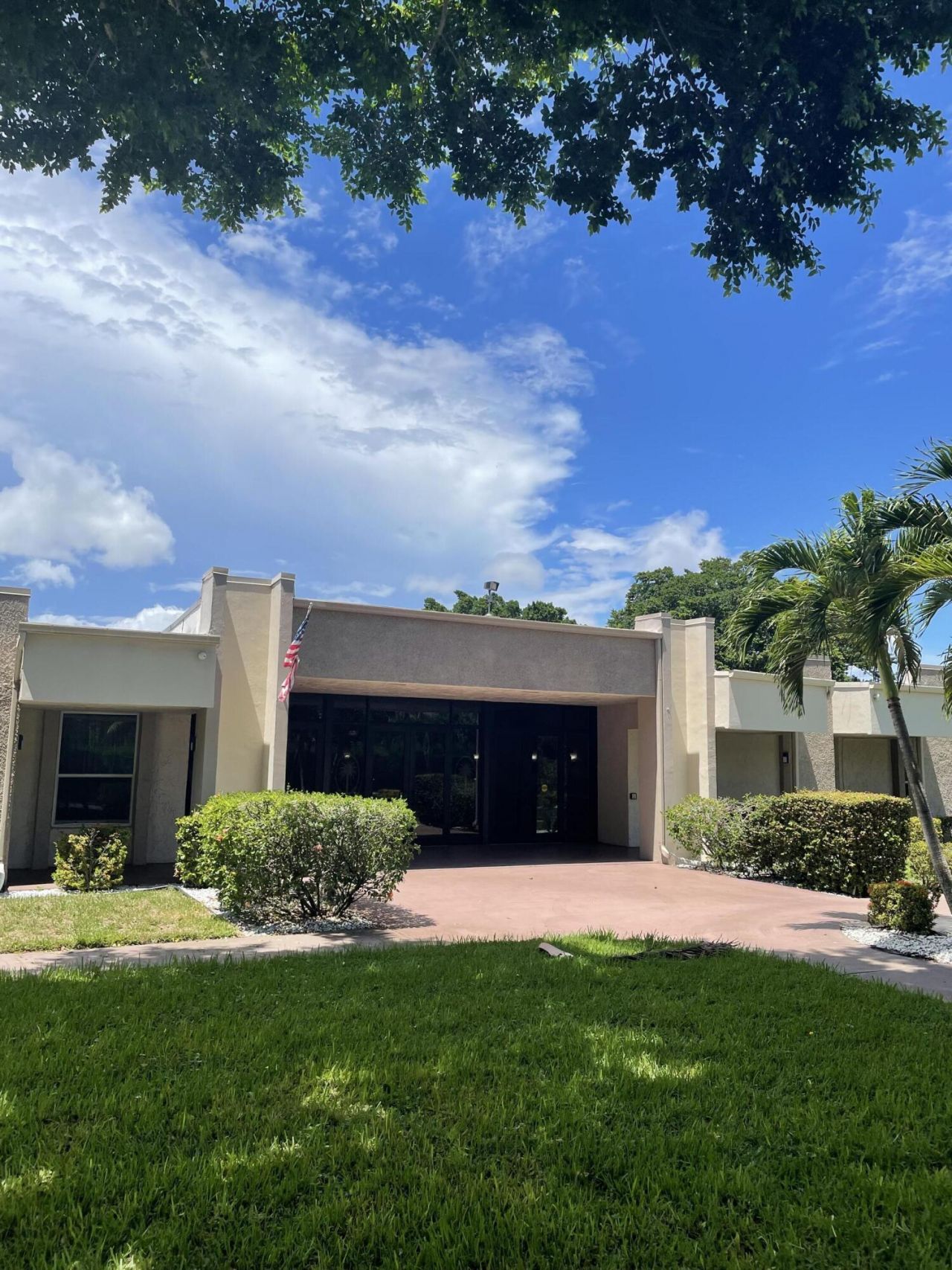 701 Lori Drive, Unit 204, Palm Springs, FL 33461 Photo