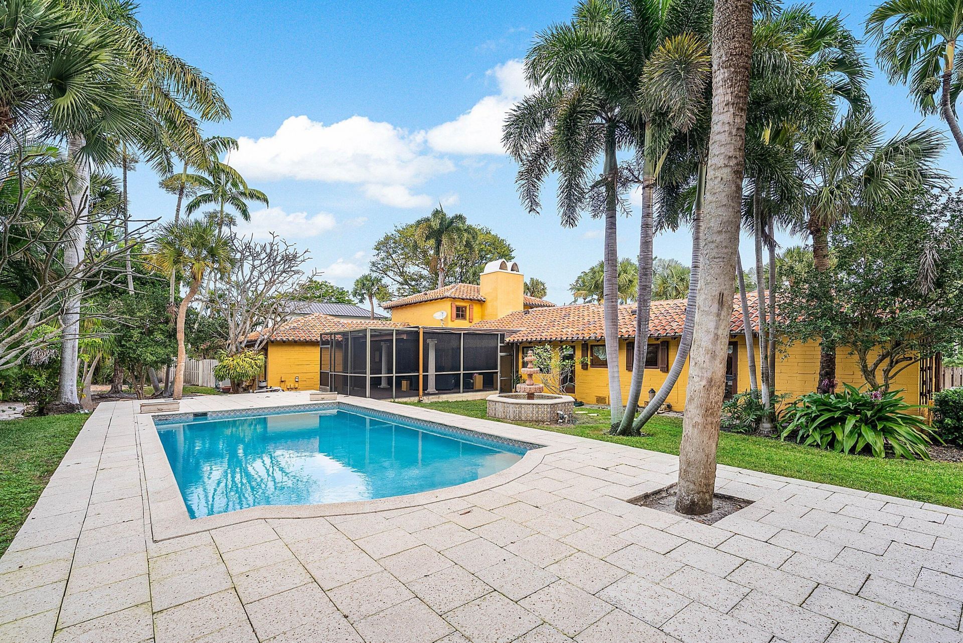 334 Palm Trail, Delray Beach, FL 33483 Photo