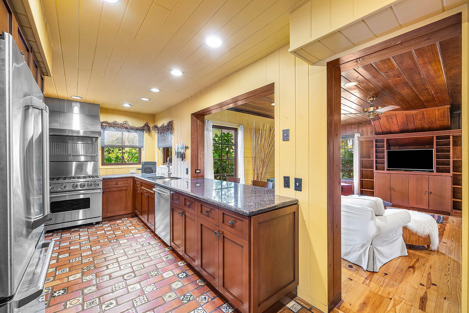 334 Palm Trail, Delray Beach, FL 33483 Photo