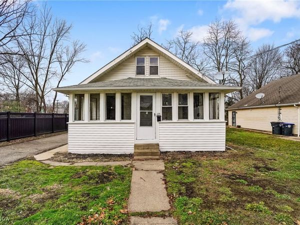 1171 Duane Avenue, Akron, OH 44306