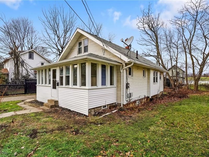 1171 Duane Avenue, Akron, OH 44306 Photo 2