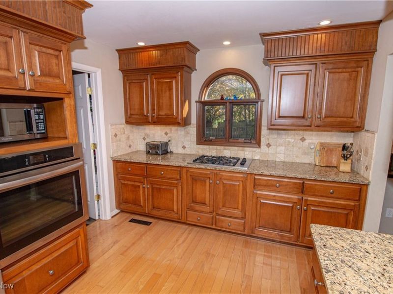 250 Roshon Drive, Medina, OH 44256 Photo 14