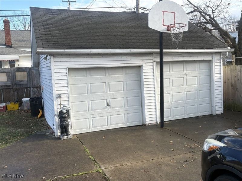 71 E 201st Street, Euclid, OH 44123 Photo 15