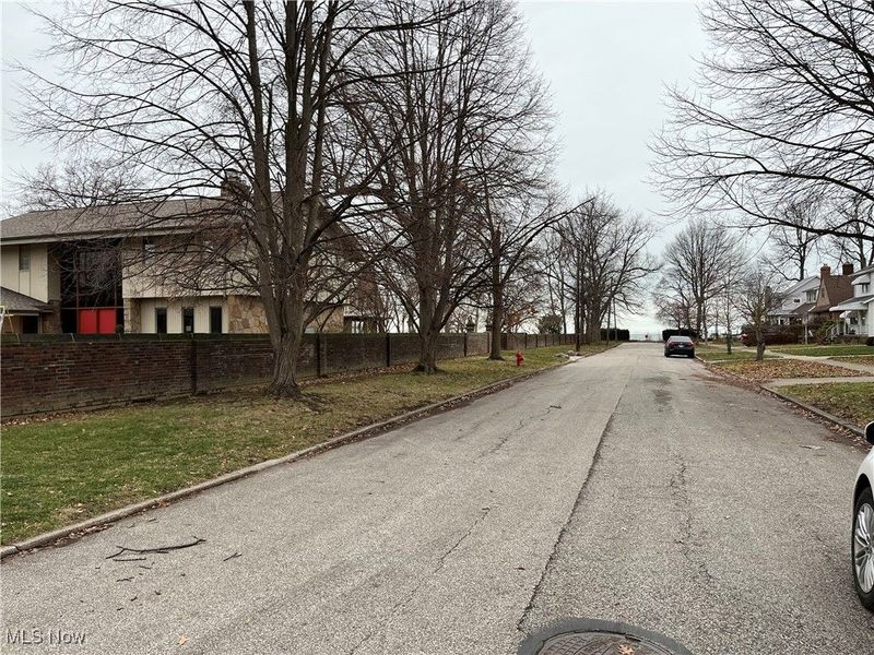 71 E 201st Street, Euclid, OH 44123 Photo 16
