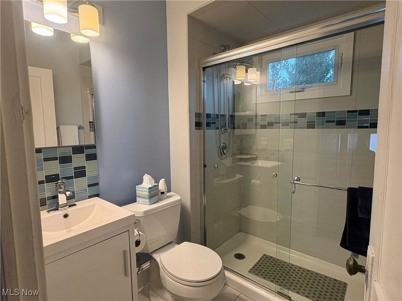 71 E 201st Street, Euclid, OH 44123 Photo 9