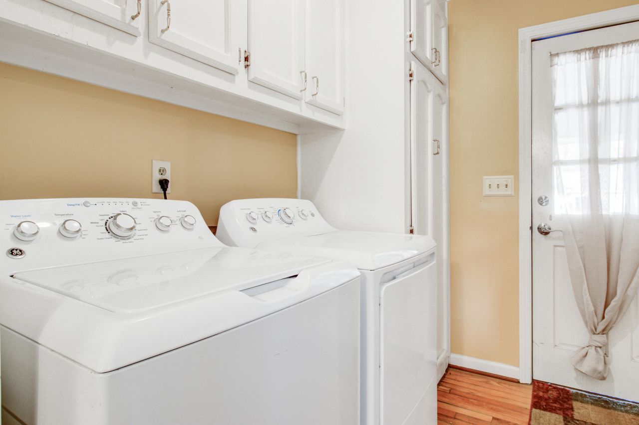 1310 Edward Drive Photo 17