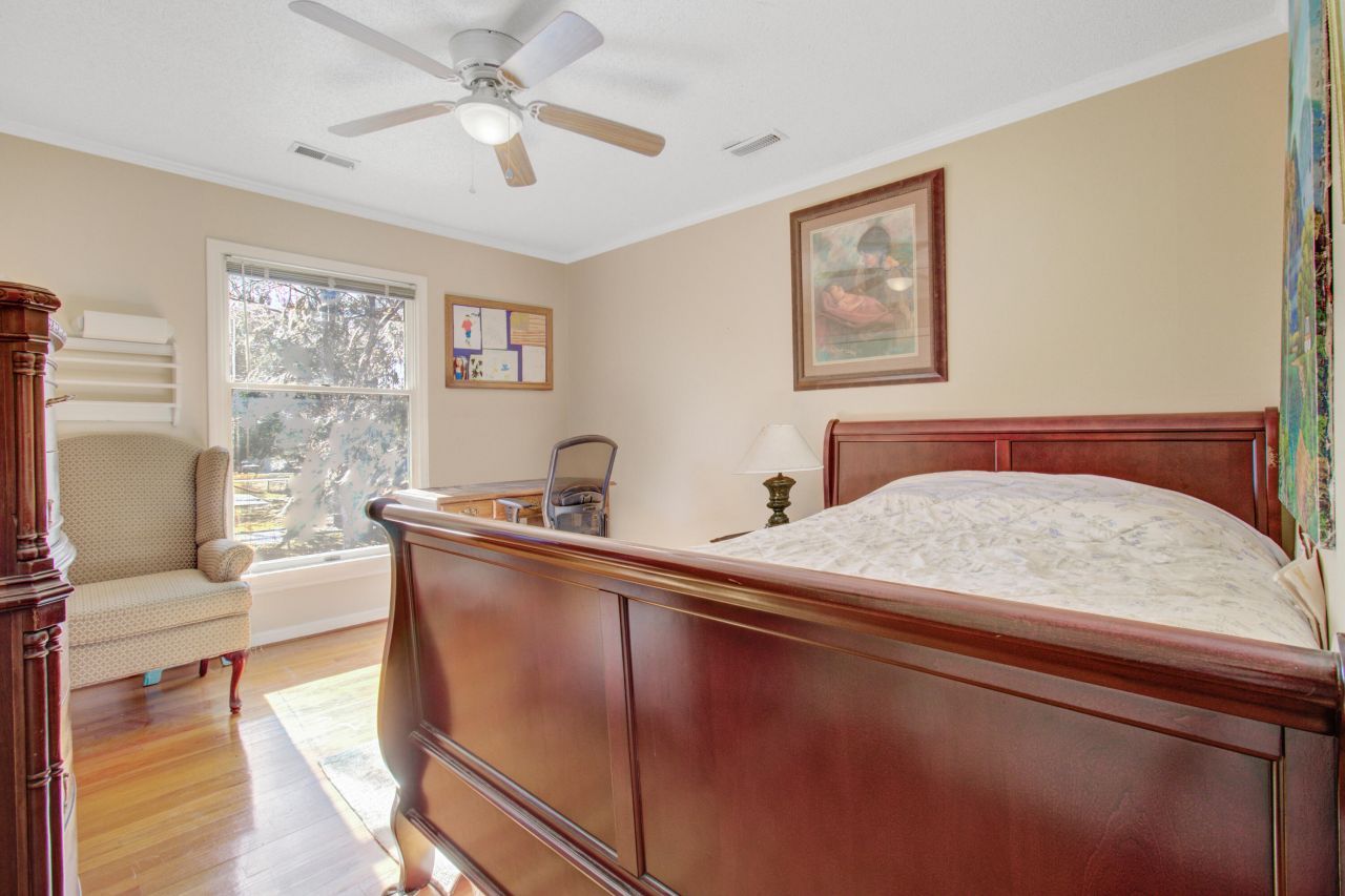 1310 Edward Drive Photo 18