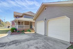 1310 Edward Drive photo 4