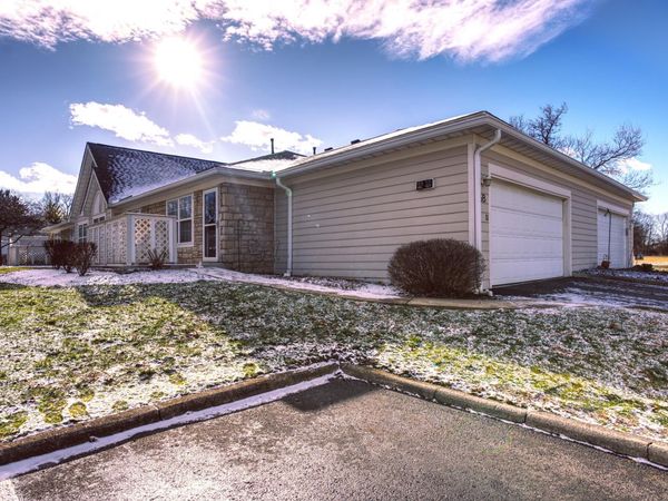 185 Groveport Pike, Unit 6B, Canal Winchester, OH 43110