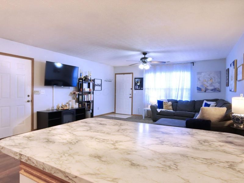 185 Groveport Pike, Unit 6B, Canal Winchester, OH 43110 Photo 8