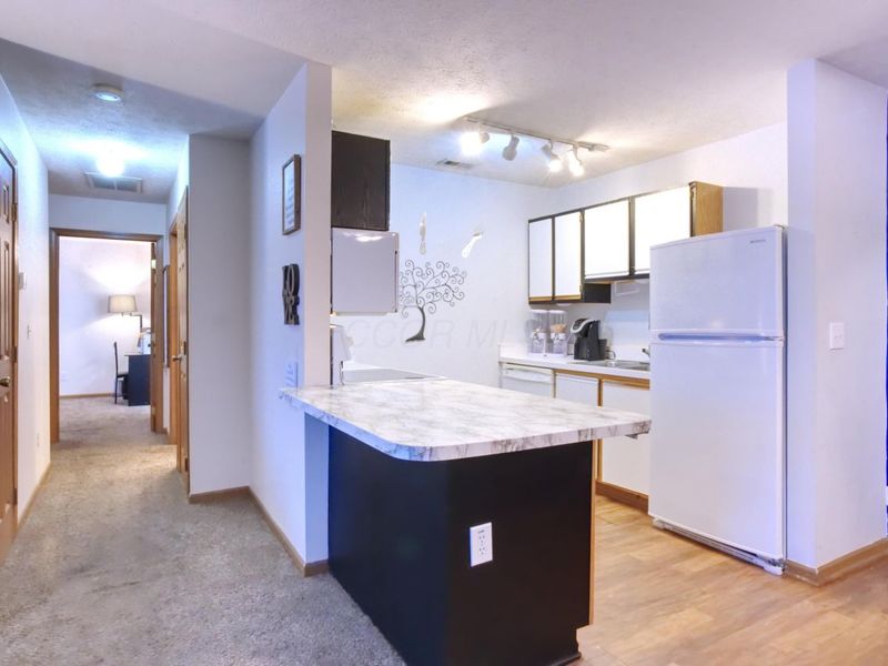 185 Groveport Pike, Unit 6B, Canal Winchester, OH 43110 Photo 9