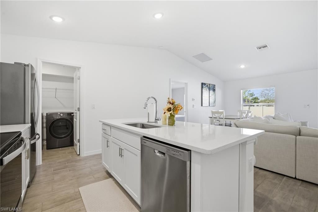 1910 NW 27th Pl, Cape Coral, FL 33993 Photo
