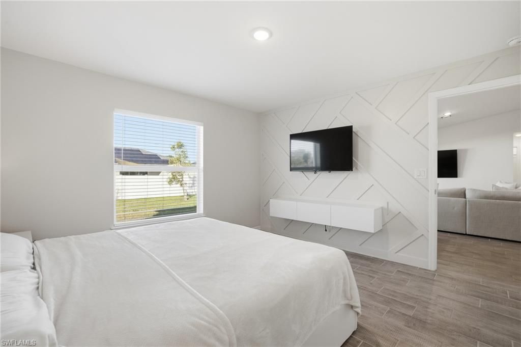 1910 NW 27th Pl, Cape Coral, FL 33993 Photo