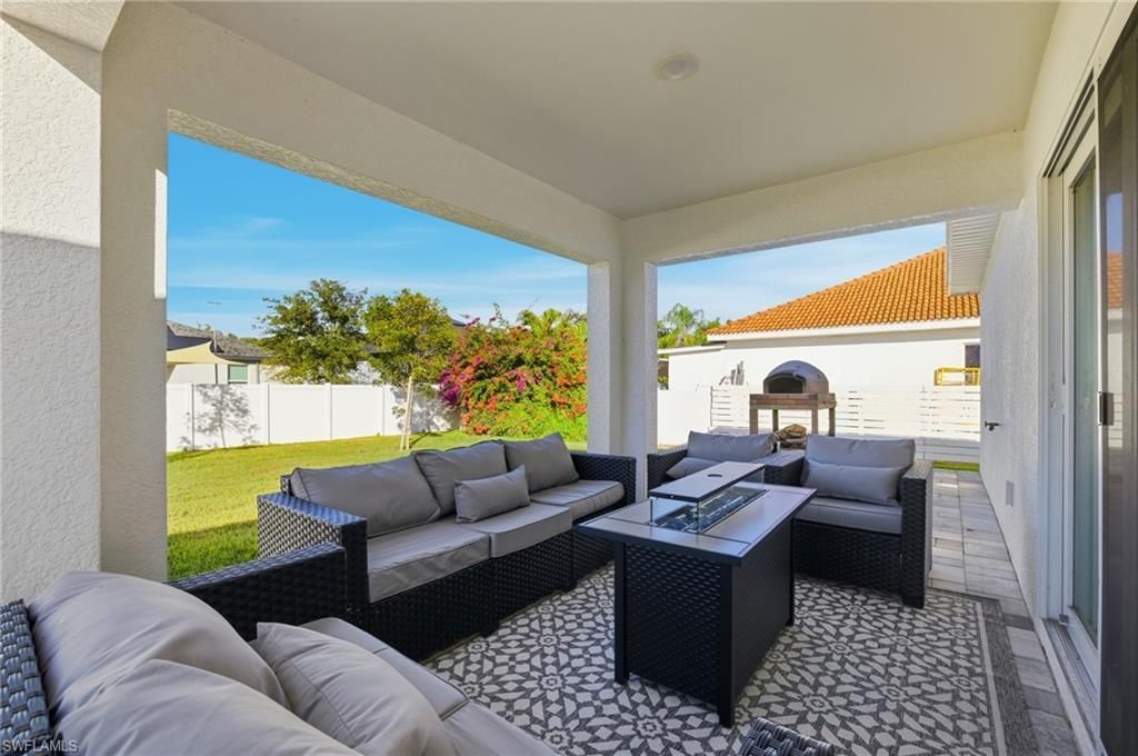1910 NW 27th Pl, Cape Coral, FL 33993 Photo