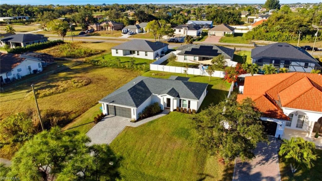 1910 NW 27th Pl, Cape Coral, FL 33993 Photo