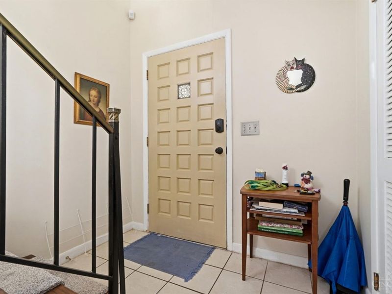 2111 Sutton Avenue, Unit E, Cincinnati, OH 45230 Photo 5