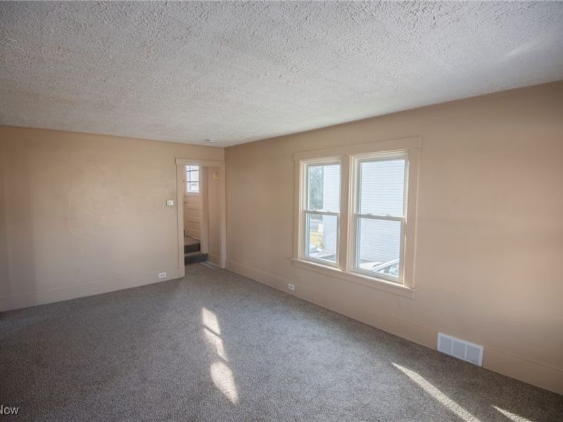 349 Forsythe Avenue, Girard, OH 44420 Photo 4