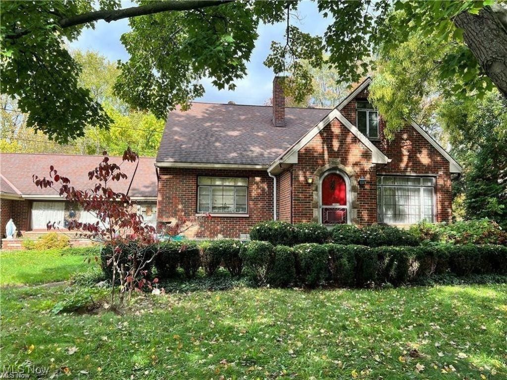 8581 Fair Road, Strongsville, OH 44149 Main Photo